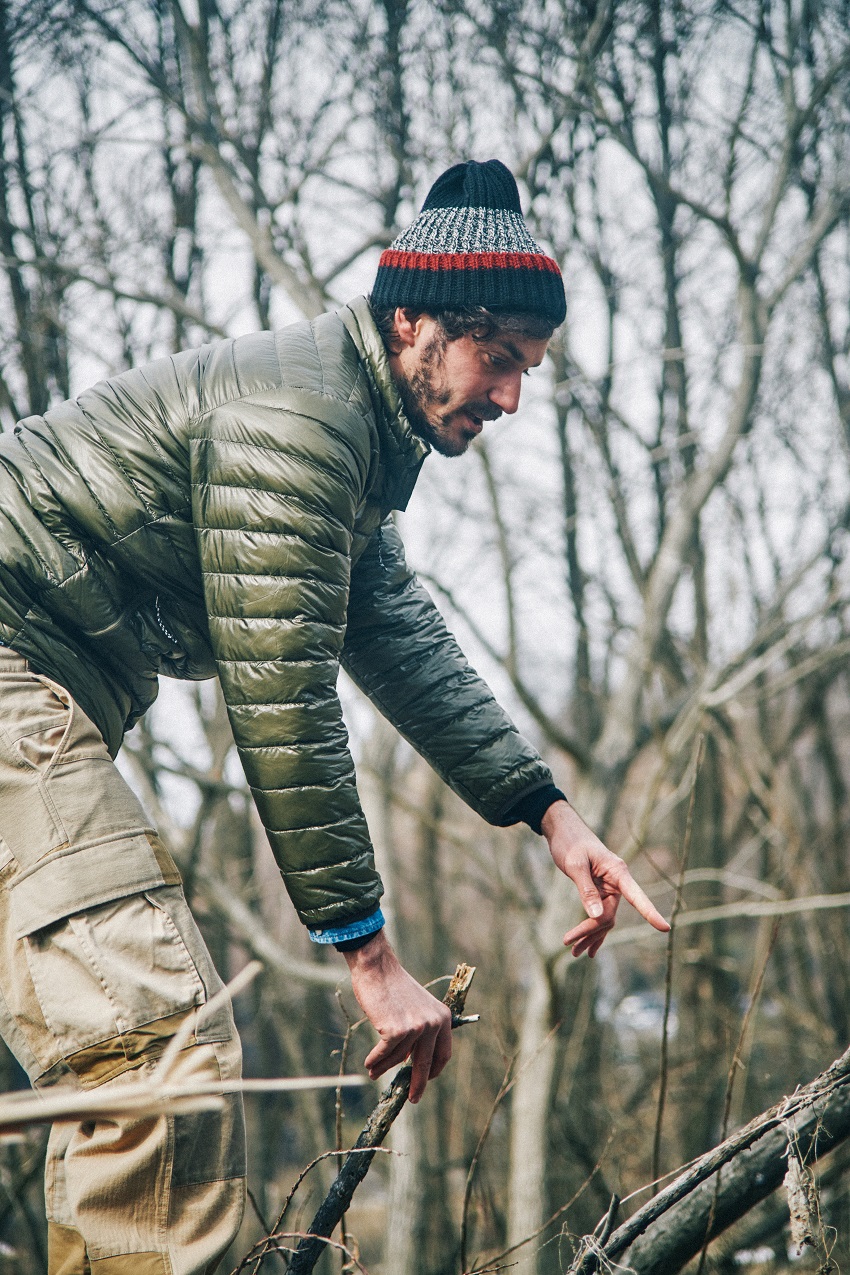 PORTABLE DOWN JACKET